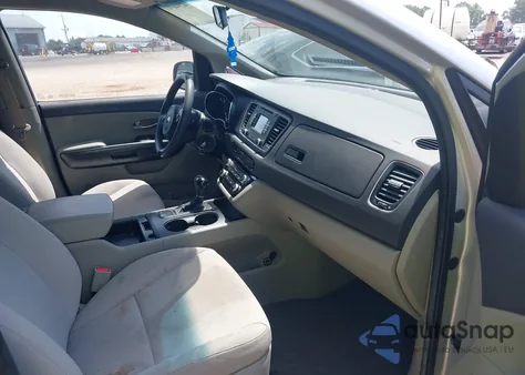 2016 Kia Sedona Lx z USA, uszkodzony, nr VIN KNDMB5C14G6113888